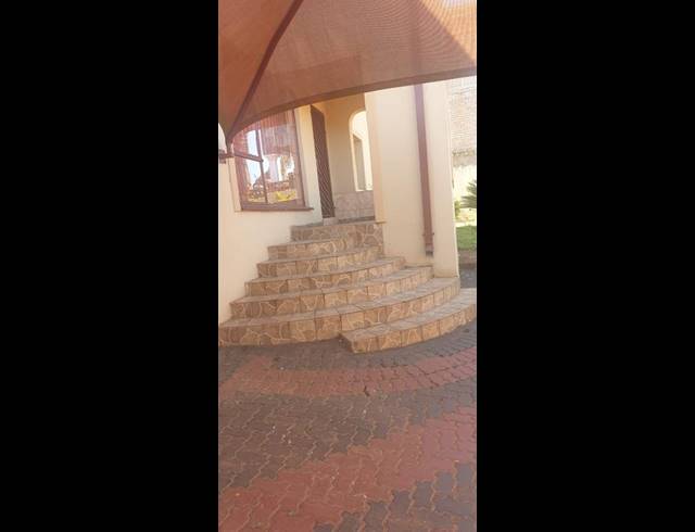 3 BEDROOM PROPERTY TO RENT IN THOHOYANDOU